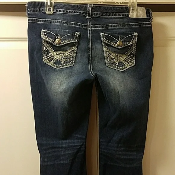 maurices premium jeans - Picture 4 of 5